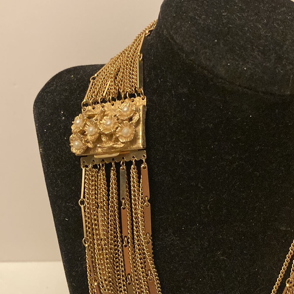 Exquisite Gold Tone Faux Pearl Multi Strand .       Beautifully designed. - Picture 4 of 10